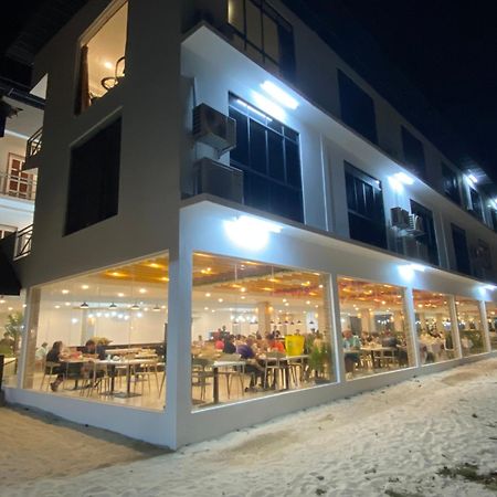 Dolphin Bay Island Resort Kota Belud Exterior foto
