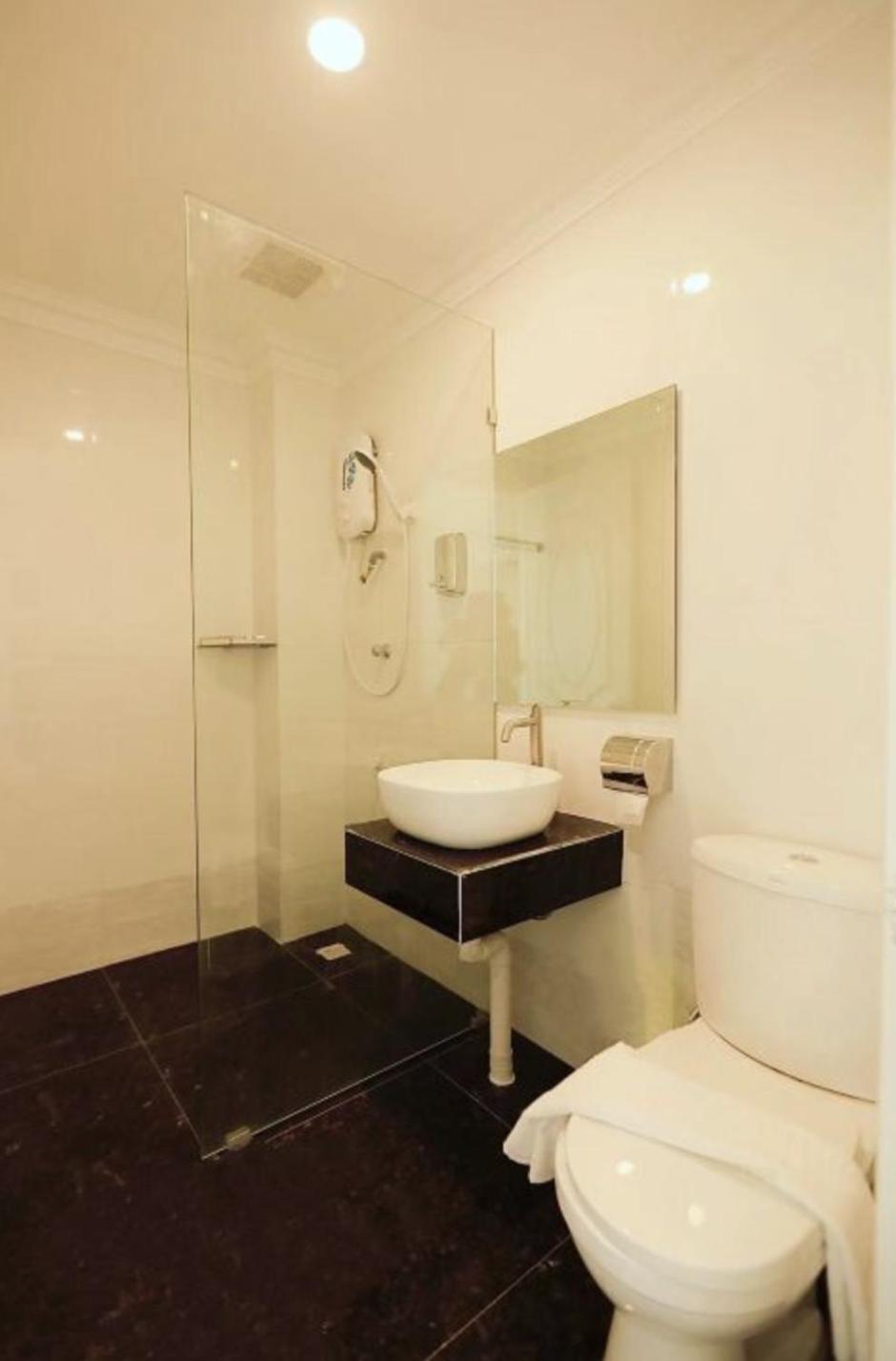 Dolphin Bay Island Resort Kota Belud Zimmer foto